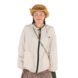 ซีโหยวจี คนเดิมฤดูร้อน 2025 ใหม่หมวกสุนัขป้องกันแสงแดดเสื้อผ้าผู้หญิง UPF100 กลางแจ้งความรู้สึกเย็นสบายระบายอากาศได้ดี