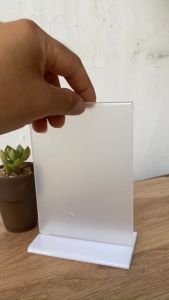Kệ menu mica đứng để bàn standee để bàn quét QR