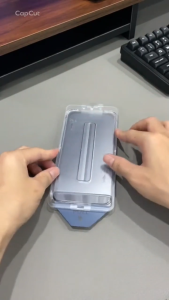 Cường lực Gor Khung Iphone 17 Pro Max / 18 Pro Max / 16 Pro Max / 15 Pro Max trong suốt trơn mượt không lẹm màn