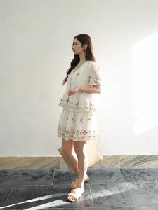 plusmall | Bộ Đầm Crop Top Quây Dây và Chân Váy Phong Cách Dân Tộc Thêu 3D