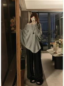 หลวม แขนยาว เสื้อสเวตเตอร์ ผู้หญิง โอเวอร์ไซส์ ถัก เสื้อท่อนบน สไตล์ลำลอง ไหล่ ผ่าชาย แขนค้างคาว คอกลม ความยาวปานกลาง เสื้อท่อนบน