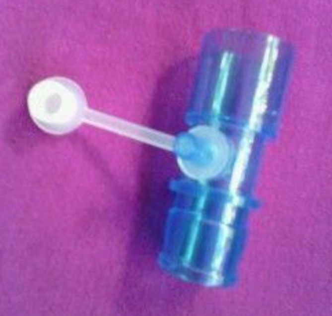 Oxygen adaptor enrichment connector for CPAP AND BIPAP tubing hose