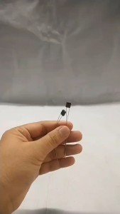 FUSE KIPAS ANGIN ORIGINAL 135 DERAJAT 2A / FIUS KIPAS ANGIN UNIVERSAL 135 derajat