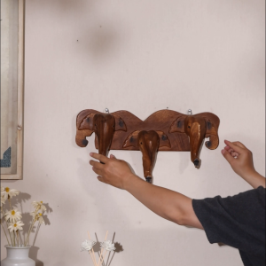 ตะขอแขวนเสื้อรูปช้างไม้สัก ของตกแต่งบ้านนำโชค แขวนผ้ายึดกุญแจ