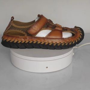 INLIKE Adventure Murah Outdoor Sandal Hiking Gunung Pria Sendal Kulit Handmade Olahraga Anti Slip Cowok Dewasa Keren 190\\n\\n Apa Itu INLIKE Adventure?\\n\\nINLIKE Adventure adalah perusahaan yang berfokus pada produksi dan penjualan sandal hiking pria berkualitas tinggi, yang dirancang untuk memberikan kenyamanan dan keamanan maksimal bagi penggunanya. Dengan mengedepankan desain yang menarik dan bahan berkualitas, INLIKE Adventure telah menjadi pilihan populer bagi para pecinta alam dan petualang.\\n\\n Sejarah INLIKE Adventure\\n\\nSejak didirikan pada tahun 2018, INLIKE Adventure telah berkembang pesat dan terus mengembangkan berbagai produk sandal hiking pria yang menarik dan unik. Dengan fokus pada kualitas dan inovasi, INLIKE Adventure telah berhasil membangun reputasi sebagai salah satu produsen sandal hiking pria terbaik di pasar.\\n\\n Produk INLIKE Adventure\\n\\nINLIKE Adventure menawarkan berbagai jenis sandal hiking pria, termasuk sandal kulit handmade, sandal anti-slip, dan sandal outdoor murah. Semua produk ini dirancang untuk memberikan kenyamanan dan keamanan maksimal bagi penggunanya, serta menawarkan nilai yang baik bagi konsumen.\\n\\n Kelebihan Sandal Hiking Pria INLIKE Adventure\\n\\n Desain & Material\\n\\nSandal hiking pria INLIKE Adventure dirancang dengan desain yang menarik dan unik, membuatnya menjadi pilihan yang sempurna untuk penampilan olahraga keren. Selain itu, bahan-bahan berkualitas tinggi seperti kulit handmade digunakan dalam pembuatan sandal ini, yang menjadikannya tahan lama dan nyaman digunakan.\\n\\n Fungsi & Kegunaan\\n\\nSandal hiking pria INLIKE Adventure dirancang untuk memberikan fungsi dan kegunaan maksimal bagi penggunanya. Dengan fitur anti-slip, sandal ini dapat digunakan dengan aman dan nyaman bahkan di medan yang sulit atau berbahaya. Selain itu, sandal ini juga cocok digunakan untuk berbagai aktivitas outdoor lainnya, seperti mendaki gunung, hiking, dan berpetualang.\\n\\n Keamanan & Kenyamanan\\n\\nKeamanan dan kenyamanan adalah prioritas utama INLIKE Adventure dalam merancang sandal hiking pria. Dengan menggunakan bahan berkualitas tinggi dan teknologi canggih, sandal ini dirancang untuk memberikan perlindungan maksimal bagi kaki pengguna, sambil tetap memberikan kenyamanan yang luar biasa.\\n\\n Tips Memilih Sandal Outdoor Murah yang Tepat\\n\\n Ukuran & Bentuk\\n\\nSaat memilih sandal outdoor murah, pastikan untuk memilih ukuran dan bentuk yang tepat untuk kaki Anda. Ini akan membantu mencegah cedera dan ketidaknyamanan selama aktivitas outdoor Anda.\\n\\n Bahan & Proses Pembuatan\\n\\nPerhatikan bahan dan proses pembuatan sandal outdoor murah yang Anda pilih. Bahan berkualitas tinggi dan proses pembuatan yang baik akan membuat sandal ini lebih tahan lama dan nyaman digunakan.\\n\\n Fitur & Keamanan\\n\\nPastikan sandal outdoor murah yang Anda pilih memiliki fitur dan keamanan yang cukup untuk melindungi kaki Anda selama aktivitas outdoor Anda. Fitur seperti anti-slip dan perlindungan kaki yang baik sangat penting untuk menjaga keamanan Anda.\\n\\n Bagaimana Menggunakan Sandal Olahraga Keren INLIKE Adventure dengan Benar\\n\\n Persiapan Sebelum Menggunakan\\n\\nSebelum menggunakan sandal olahraga keren INLIKE Adventure, pastikan untuk mempersiapkan diri Anda dengan baik. Ini termasuk memeriksa kesehatan dan kebugaran Anda, serta mempersiapkan peralatan dan perlengkapan yang diperlukan untuk aktivitas outdoor Anda.\\n\\n Cara Menggunakan\\n\\nUntuk menggunakan sandal olahraga keren INLIKE Adventure dengan benar, ikuti instruksi penggunaan yang disertakan dengan produk. Ini termasuk cara memakai dan melepaskan sandal, serta cara membersihkan dan merawat sandal.\\n\\n Perawatan & Pemeliharaan\\n\\nUntuk menjaga kualitas dan keawetan sandal olahraga keren INLIKE Adventure, pastikan untuk merawat dan memeliharanya dengan baik. Ini termasuk membersihkan dan menyimpan sandal dengan benar, serta mengganti bagian-bagian yang rusak atau aus secara berkala.\\n\\nDengan mengikuti tips dan panduan ini, Anda dapat memaksimalkan manfaat dari sandal hiking pria INLIKE Adventure dan menjadikannya teman setia dalam petualangan Anda. Selamat berpetualang!\n}