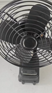 พัดลมแคมป์ปิ้งไร้สาย 8 นิ้ว ตัวโลหะแข็งแรง ลมแรงมาก 4000RPM ใช้แบตเตอรี่ 18V/20V เทียบ Makita เหมาะแคมป์ปิ้ง ตกปลา เดินป่า ใช้งานต่อเนื่องได้