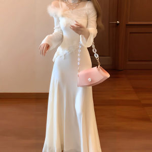 CHANGTONG | Off-shoulder Fitted Dress