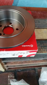 BREMBO SUBARU XV 2012-2016 REAR BRAKE DISC ROTOR BELAKANG (2PCS)