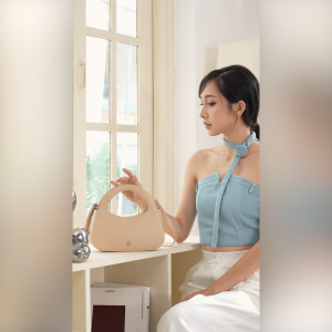 Bộ hộp quà YUUMY (Túi đeo chéo nữ YUUMY YN251 + Hộp quà YHQ2 + Túi giấy YTG2 + Túi rút BVR3838 + Thiệp cảm ơn YBT1)