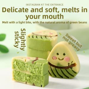 Zero Sugar Healthy Snack for Elderly and Kids Zongzi Shape Green Bean Cake