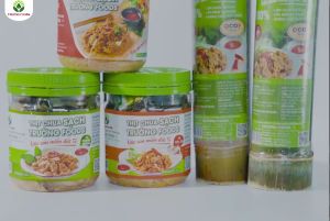 COMBO 5 SẢN PHẨM THIT CHUA TRƯỜNG FOODS (bao gồm 2 ống thịt chua 1 hộp nem sợi 1 hộp tỏi ớt 1 hộp truyền thống)