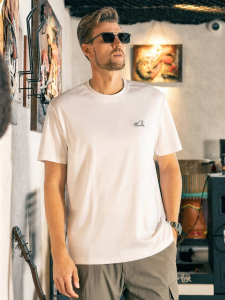 Enjeolon | Cool Feeling Minimalist Animal Embroidery Mens Short Sleeve T-Shirt