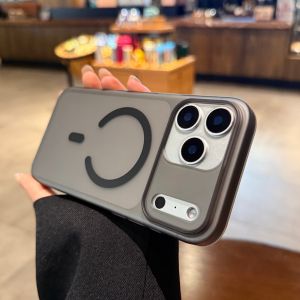 AO.HU | Black Matte Texture Anti-Fingerprint Magnetic Phone Case