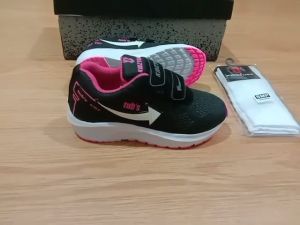 Sepatu Sekolah Anak Perempuan Laki Laki Warna Hitam Putih Murah Tali Perekat Rekat Velcro Umur 6-10 Tahun PAUD TK SD SMP SMA Kelas 1 2 3 4 5 6 7 8 9 0 Tahun-KIDZTUBS1458042624