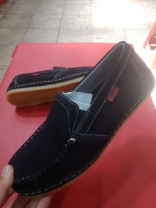 sepatu pria dewasa bahan kulit