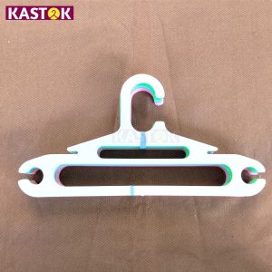 Gantungan Hanger Pakaian Bayi Balita Serbaguna Plastik Tebal Kapstok Baju Anak Kecil Lucu Lusinan