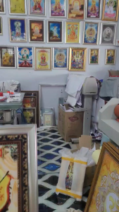 Tranh chánh soái đại càn tranh kính cường lực có khung chỉ phào có móc treo hoàn thiện có tặng kèm đinh đóng tường treo tranh không cần khoan tường