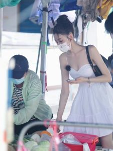 Tianai Zhang Sweet Pure Desire White Strapless Mini Dress Slimming High Waist A-Line Skirt Backless Gown Summer Fashion