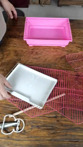 【ซื้อ1แถม7】🦜กรงนก กรงนกแก้ว กรงนกขนาดใหญ่ 30*22*40cm พับได้/ถาดกรงนกดึงออกได้ พื้นที่ขนาดใหญ่แชสซีที่เพิ่มสูงขึ้นสะดวกสะ กรงนกแก้วเล็ก กรงนกแก้วถูกๆ กรงสัตว์เลี้ยง กรงหนูตะเภา กรงแฮมสเตอร์ กรงกระต่าย