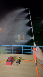 Bơm đơn Sinleader mini 12V .Moto từ.Dùng thay thế cho bình xịt điện.Chế tưới lanphun sương.BH 6T