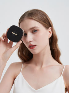 เครื่องสำอางกันน้ำแบบทรายผิวเรียบเนียนจาก Feotznw พร้อมกล่อง คอนซีลเลอร์แป้งฝุ่นเนื้อแมทต์ ป้องกันการซีดจาง