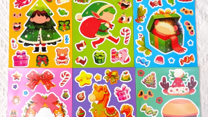 พร้อมส่งทันที สมุดสติ๊กเกอร์แต่งตัว คริสต์มาส สติ๊กเกอร์ตุ๊กตากระดาษ สติ๊กเกอร์หนังสือ Merry christmas Sticker