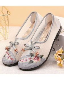 ระบายอากาศได้ดี ตาข่าย ก้นแบนปัก ผู้หญิง รองเท้า รองเท้าผ้าปักกิ่งที่สะดวกสบาย ลำลอง รองเท้าแม่แบบสวมสไตล์โบราณ