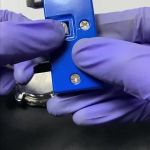 Watch Case Back Cover Opener Adjustable Press Closer Remover Screw Wrench for Battery Replacing Rectangle Watchmaker Repair Tool