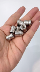 Ốc chụp van vòi xe máy - inox 304 sáng bóng gắn được nhiều dòng xe (Giá 1 cặp)