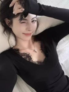 chaqi | Pure Desire Style Womens Long Sleeve T-Shirt V-Neck Lace Splice Slim Fit Inner Wear Base Shirt Top For Autumn Winter Korean Style