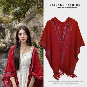 Zanning | Air Conditioned Friendly Ethnic Red Cape