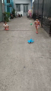 MÁY BAY ĐỒ CHƠI 37CM CHẠY TRỚN