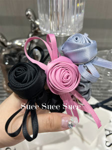 กิ๊บติดผมผ้าลายดอกกุหลาบสีสามสีพร้อมแหวนลูกปัด รุ่นที่ดีที่สุดของ Dongdaemun Atmosphere พร้อมยางรัดผมสไตล์ฝรั่งเศส