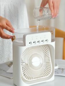 5-hole Spray Fan Variable Speed Large Capacity Desktop Fan 3-in-1 Color Fan Mute Portable Small Electric Fan 家用电风扇