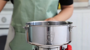 Máy xay nghiền đa năng bột khô bột thuốc bắc thuốc nam bột ngũ cốc tam thất siêu mịn 800a