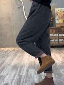 กางเกงขายาวทรงหลวมทรงคาร์โอยาวถึงเข่าสีเทาเข้ม ทรงสลิมฟิต เอวยางยืด ทรงสลิมฟิต กางเกงขายาวสไตล์เกาหลีแฟชั่นฤดูใบไม้ร่วง