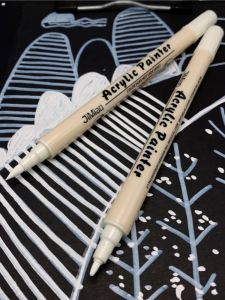 White Double-Headed Acrylic Marker Pen Waterproof Quick-Drying Non-Fading Highlight Pen for DIY Graffiti Drawing on Shoes