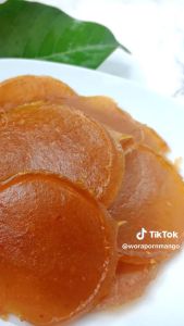 (แพ็ค 2 ชิ้น) วรพร มะม่วงกวนอบแห้ง ปรุงรส 100 กรัม (มะม่วง มะม่วงกวน กวนแห้ง มะม่วงแผ่น)