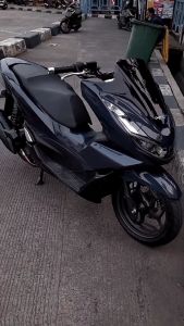 Stiker Skotlet Hitam Glossy Scotlite SuperGLossy Body Motor Premium Color Vinyl Vespa Sport Moge