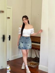 YODOกระโปรงยีนส์สั้น น่ารัก เก็บเนื้อดูผอม ฤดูร้อน เย็บปักถักร้อยรูปหัวใจ กระโปรงมิดี้สไตล์เกาหลีV80