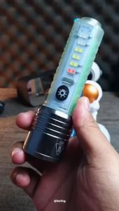 Senter LED Magnet 8 Mode Glow In The Dark Super Terang Senter Mini Zoom In Zoom Out