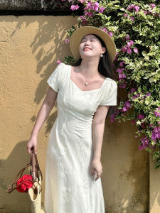 French Vintage Embroidered V-neck Dress Womens plus Size Gentle Style Tea Break Dress Commute Style High Waist A-line Skirt