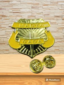 PIN LENCANA GADA MADYA TEBAl fiber real foto