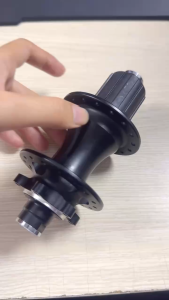 Đùm lẻ Sau 32lỗ ty ống 12x142mm căm móc sử dụng đĩa 6ốc cối 11speed(KHÔNG KÈM TY KHONG CÓ CẶP) dành cho xe đạp