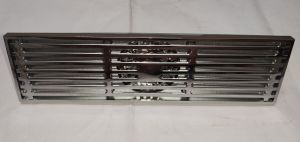 Ga thoát sàn dài 60 cm x 8 cm. Chất liệu inox 304 bóng.