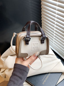 Trendy Cute Childrens Crossbody Bag 2025 New Fashion Little Girl Handheld Pillow Bag Girls Single Shoulder Slant Bag