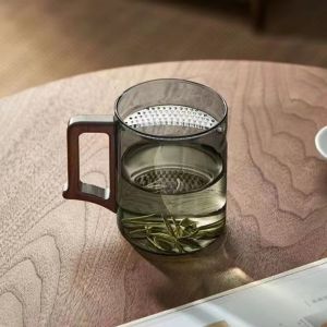 Borosilicate Glass Teacup Walnut Wood Handle Filter
