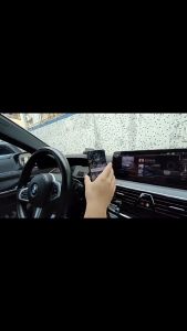 Magnetic Car Dashboard Phone Holder Easy Paste For Mobile Support Stand Rotating Universal Mount Center Console 车手机支架