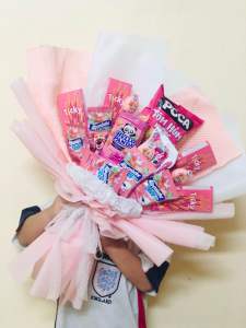 Bó hoa bánh kẹo tặng sinh nhật