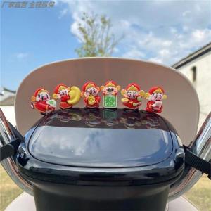 2025 New Creative Electric Vehicle Decoration Mini Accessory Small Object Lucky Cloud Turning Wealth Deity Ornament for Battery Car